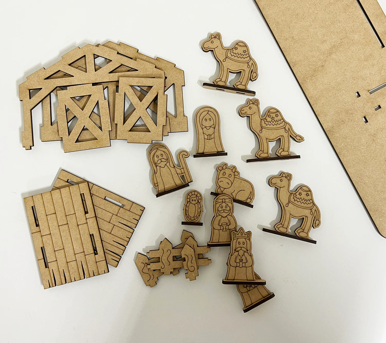 DIY Christmas Craft Kit - 3D Nativity Scene - Image 4