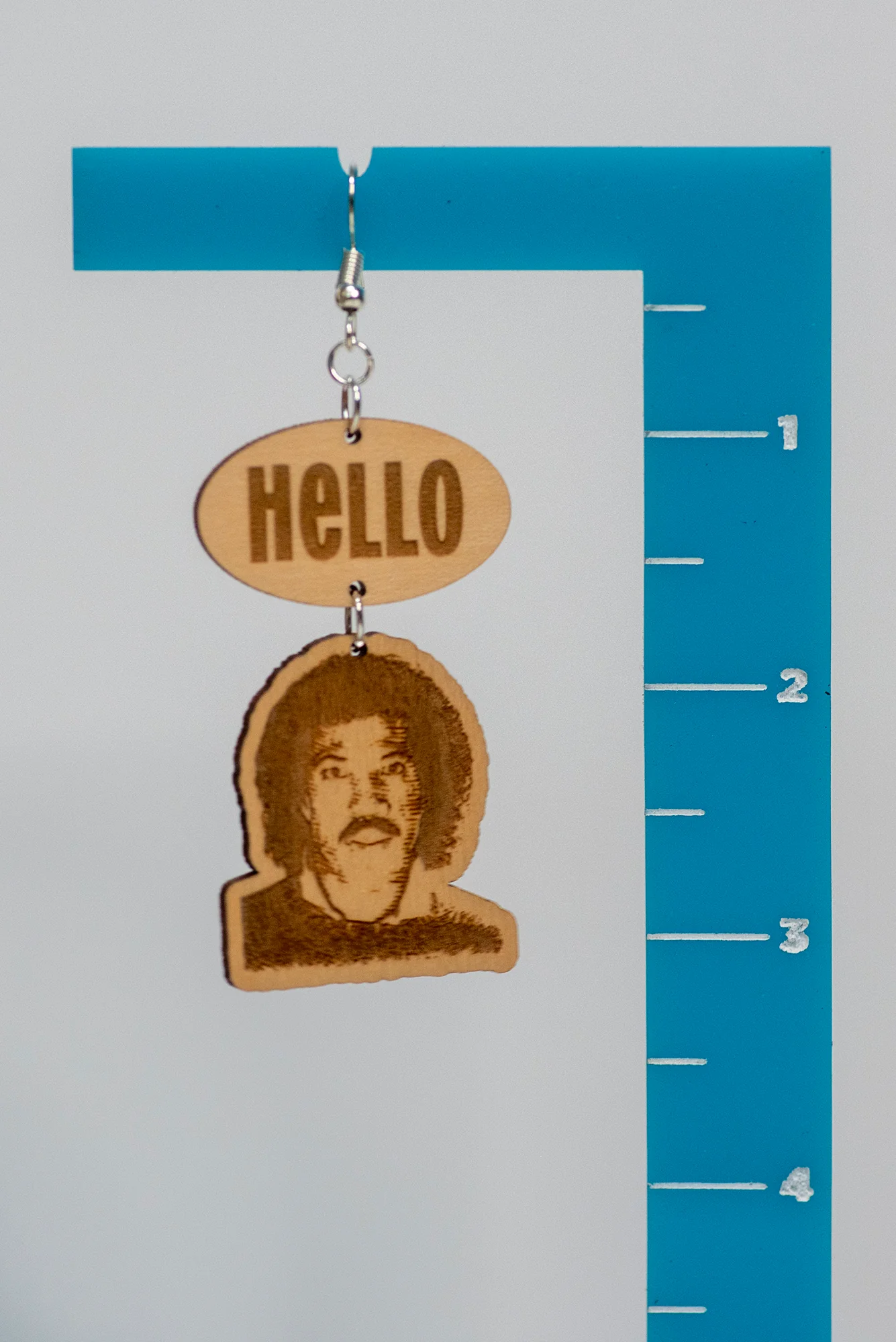 Lionel Richie Hello Earrings - Image 6