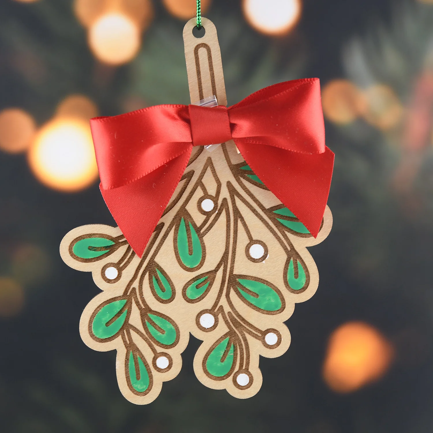 Non-Parasitic Mistletoe Ornament