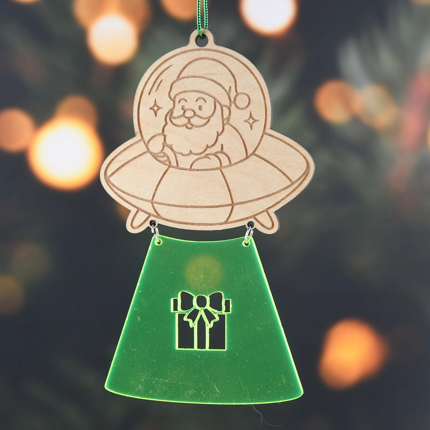 UFO Santa Ornament - Image 3